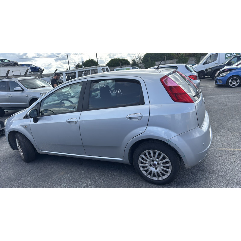 Capot FIAT PUNTO EVO 3 Photo n°13