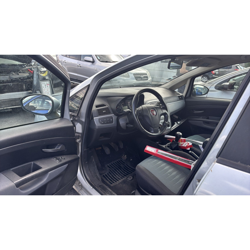 Capot FIAT PUNTO EVO 3 Photo n°15