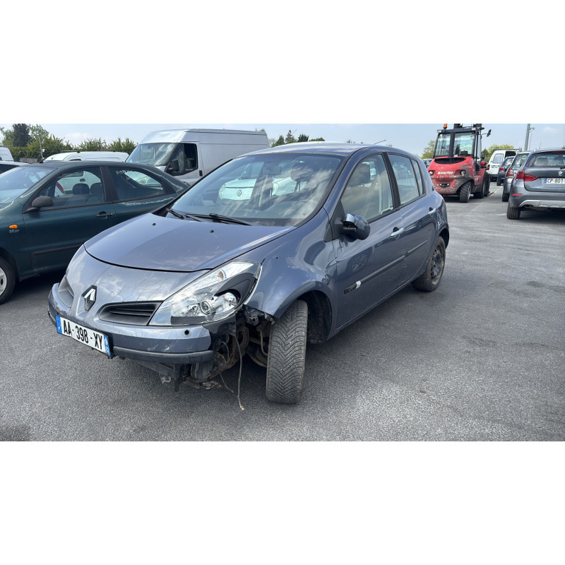 Feu arriere principal droit (feux) RENAULT CLIO 3 Photo n°8