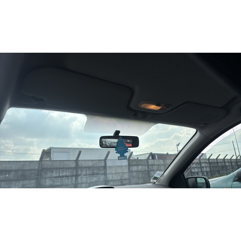 Feu arriere principal droit (feux) RENAULT CLIO 3 Photo n°20