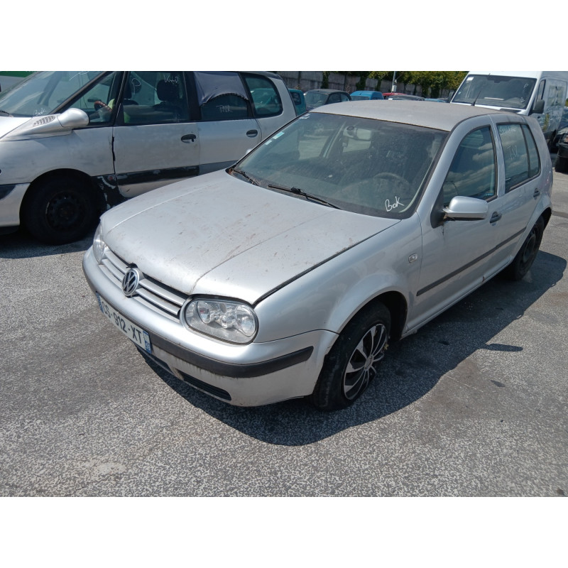 Calandre VOLKSWAGEN GOLF 4 Photo n°6