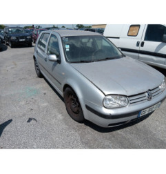 Calandre VOLKSWAGEN GOLF 4