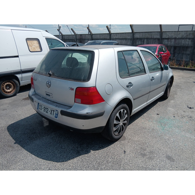 Calandre VOLKSWAGEN GOLF 4 Photo n°8