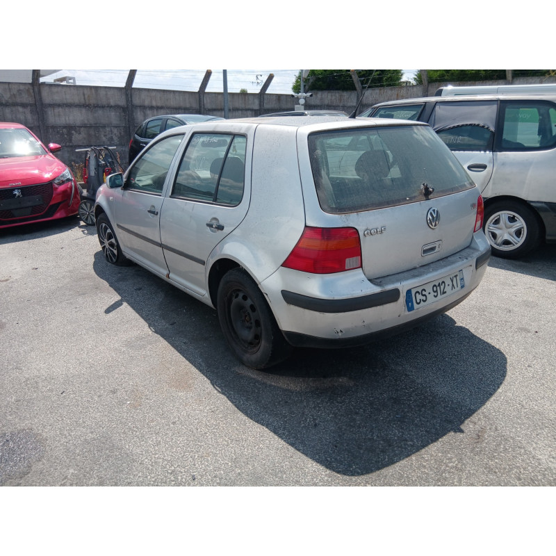 Calandre VOLKSWAGEN GOLF 4 Photo n°9