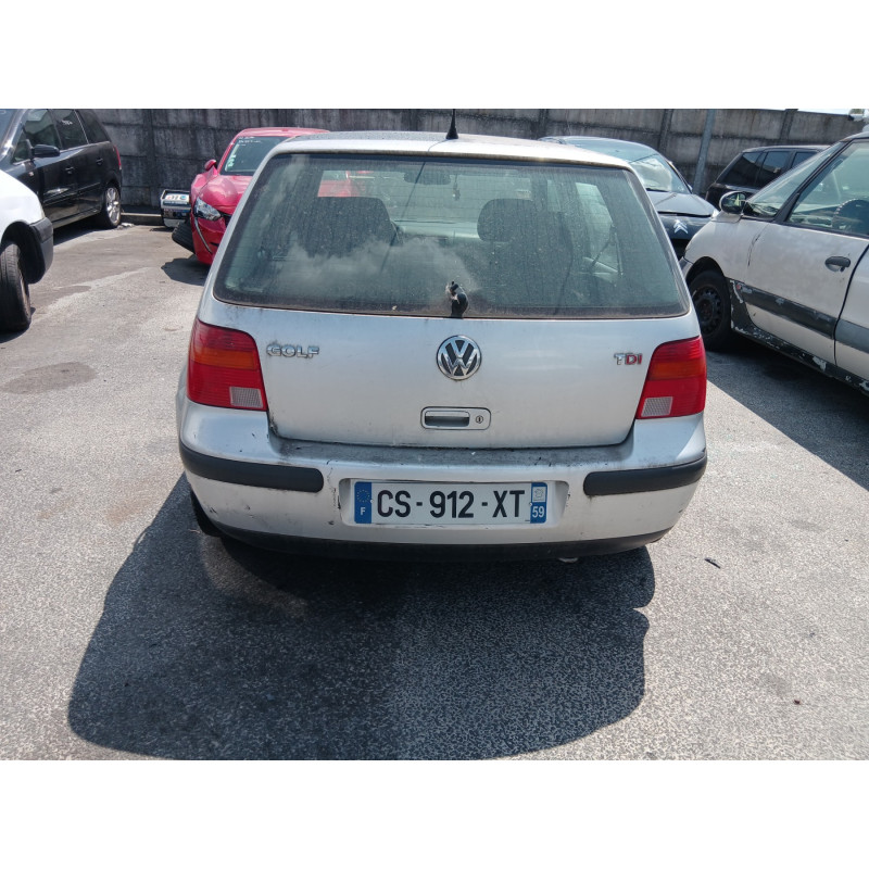 Calandre VOLKSWAGEN GOLF 4 Photo n°10