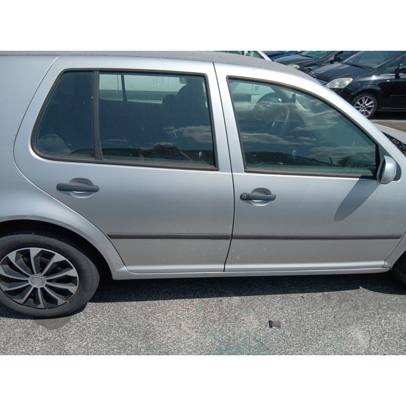 Calandre VOLKSWAGEN GOLF 4 Photo n°12