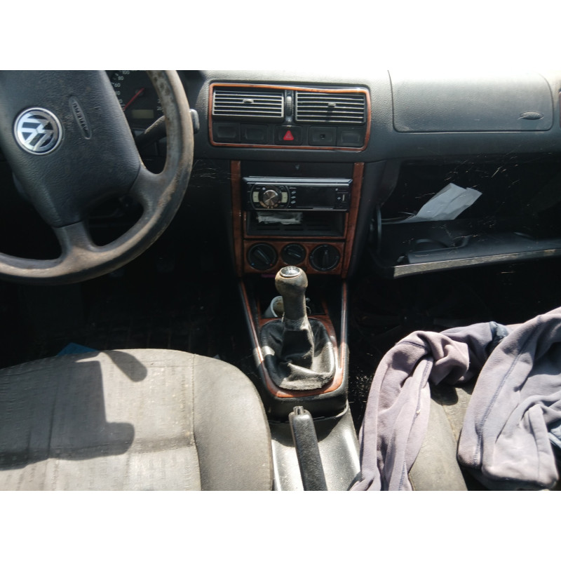 Calandre VOLKSWAGEN GOLF 4 Photo n°18