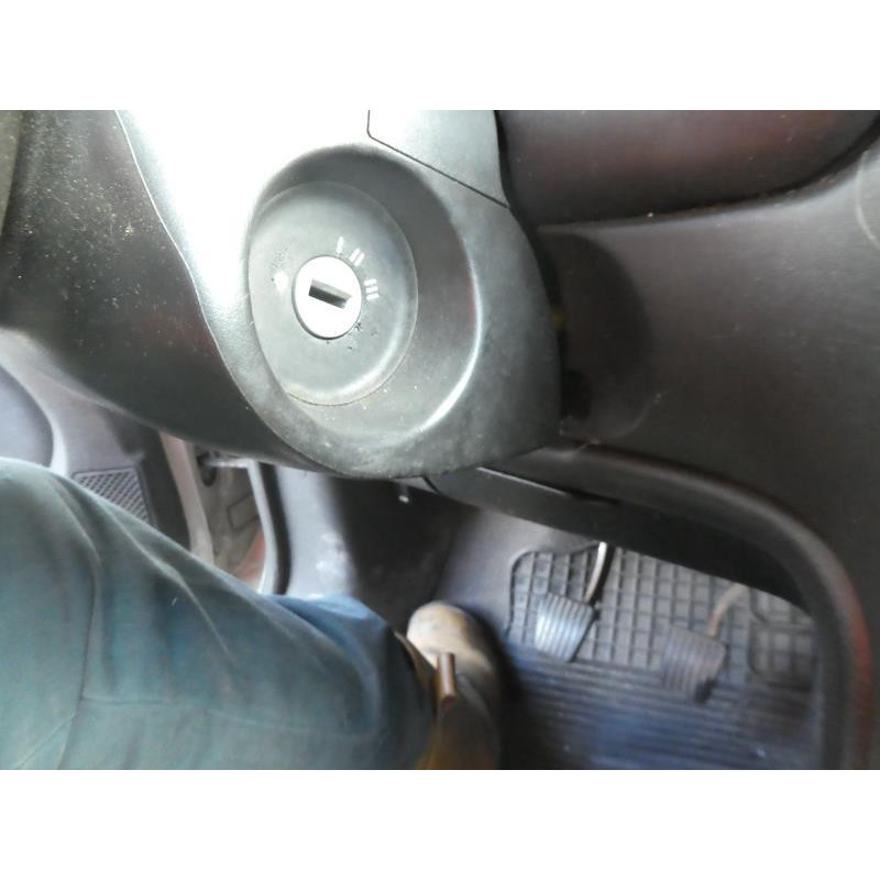 Calandre OPEL ASTRA F Photo n°8