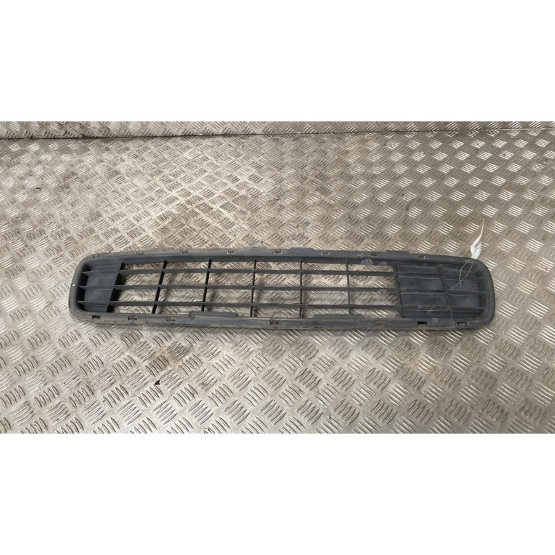 Calandre FIAT PUNTO 2 Photo n°1