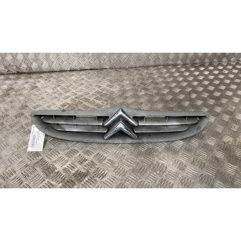 Calandre CITROEN SAXO Photo n°1