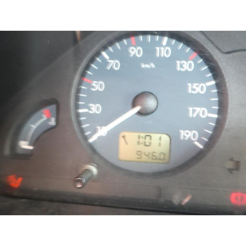 Calandre CITROEN SAXO Photo n°8