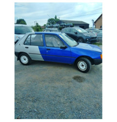 Calandre PEUGEOT 205