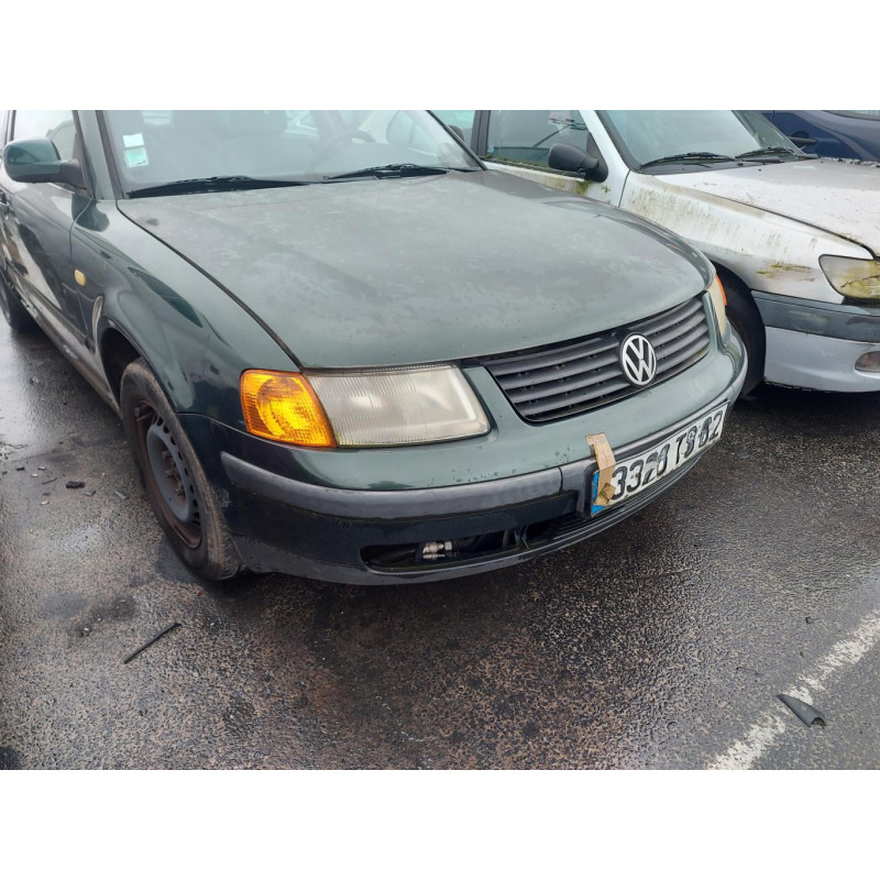 Calandre VOLKSWAGEN PASSAT 4 Photo n°9