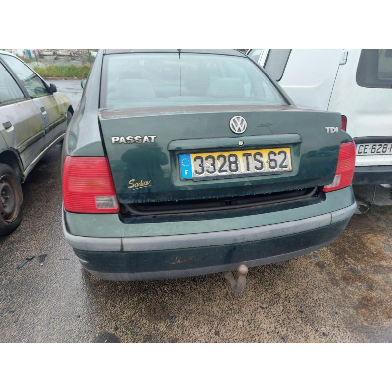 Calandre VOLKSWAGEN PASSAT 4 Photo n°12