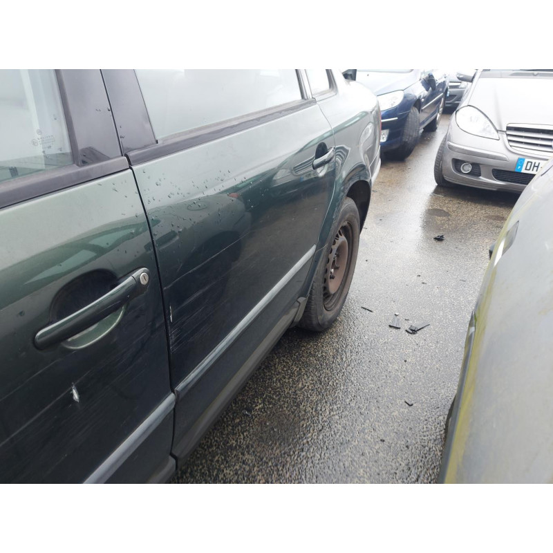 Calandre VOLKSWAGEN PASSAT 4 Photo n°14
