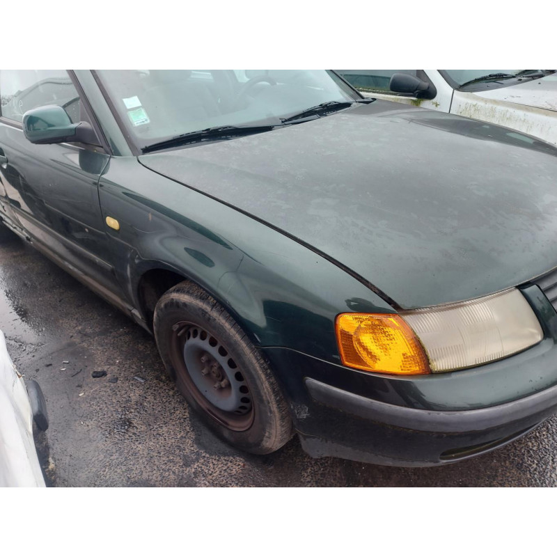 Calandre VOLKSWAGEN PASSAT 4 Photo n°18