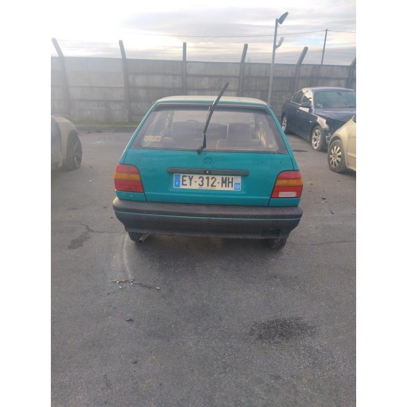 Calandre VOLKSWAGEN POLO 2 Photo n°5