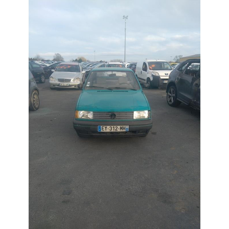 Calandre VOLKSWAGEN POLO 2 Photo n°12