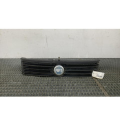 Calandre FIAT STILO Photo n°1