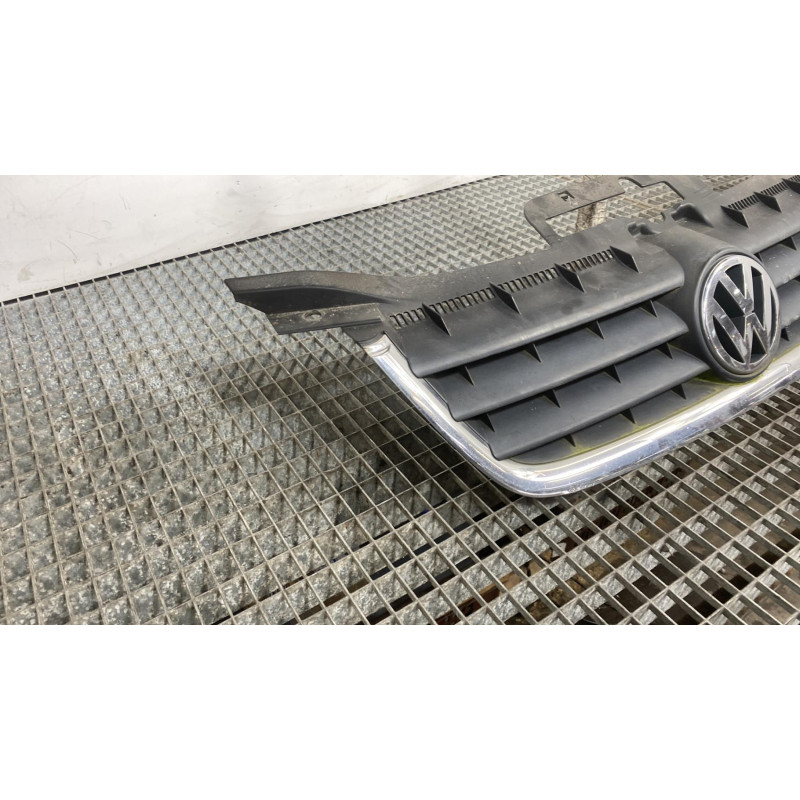 Calandre VOLKSWAGEN TOURAN 1 Photo n°1