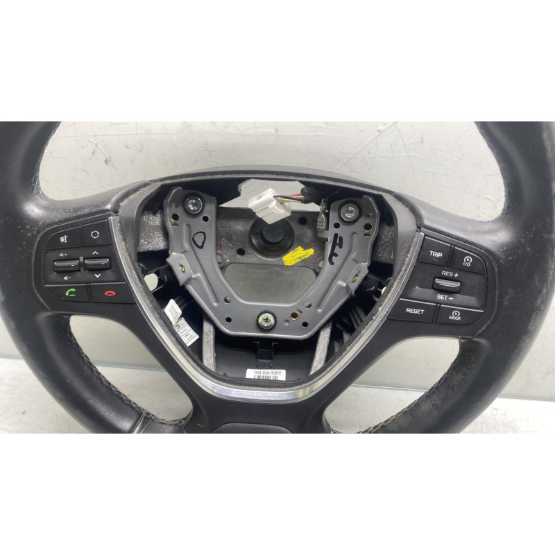 Volant HYUNDAI I 20 2 Photo n°2
