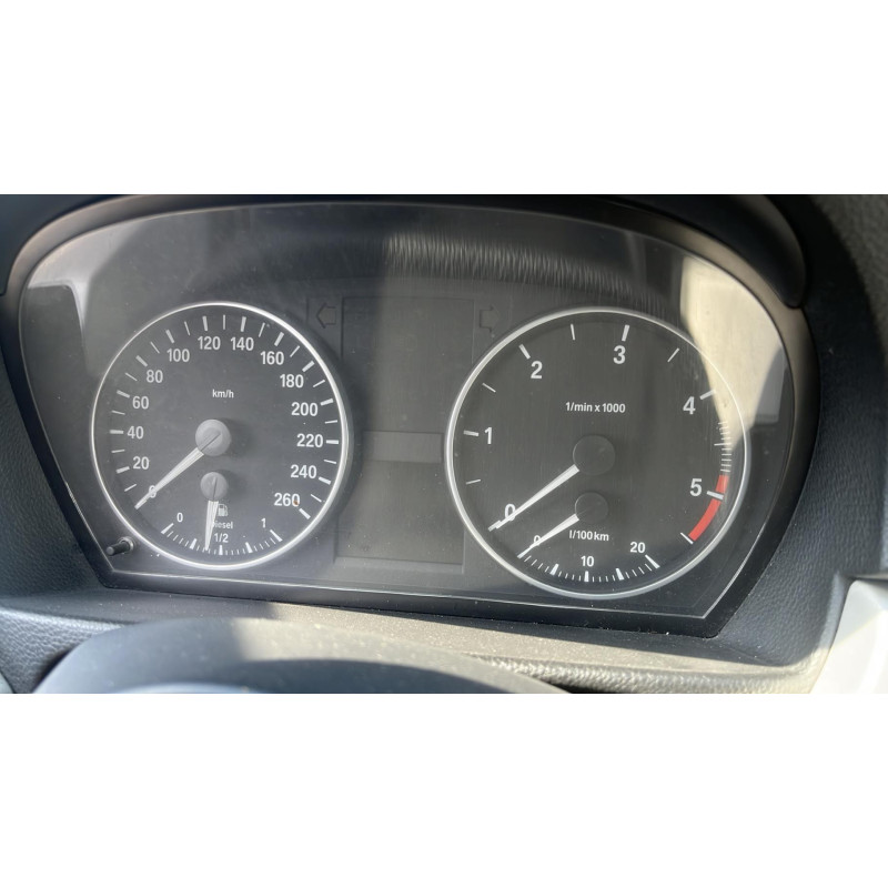 Calandre BMW SERIE 3 E91 Photo n°11