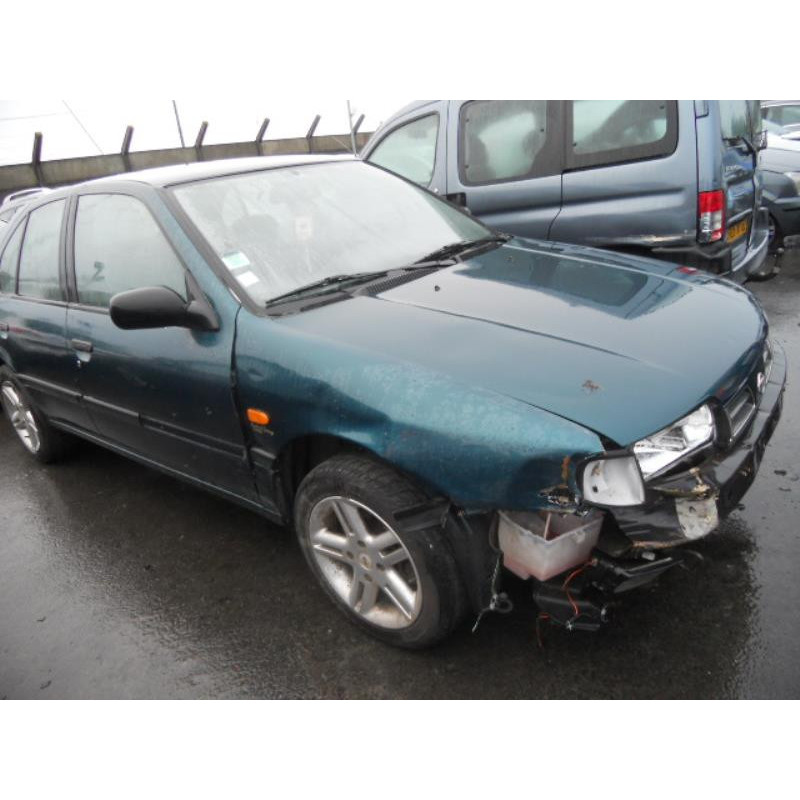 Calandre NISSAN PRIMERA 1 Photo n°3