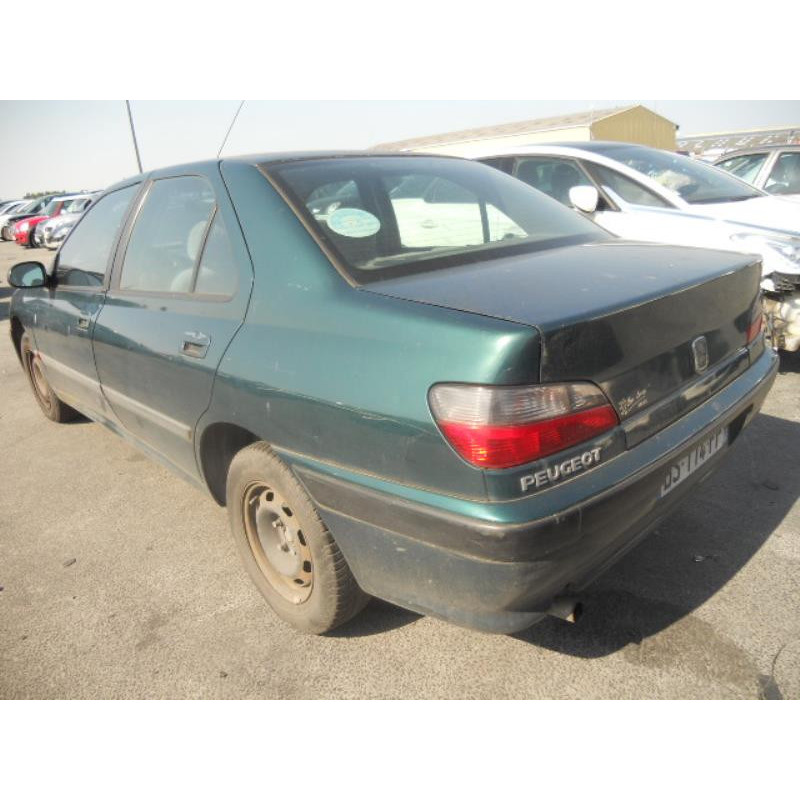 Calandre PEUGEOT 406 Photo n°12
