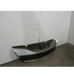 Calandre RENAULT LAGUNA 2 Photo n°1