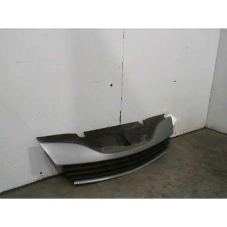Calandre RENAULT LAGUNA 2 Photo n°1