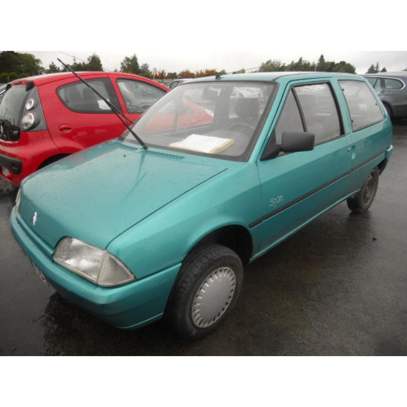 Calandre CITROEN AX Photo n°8