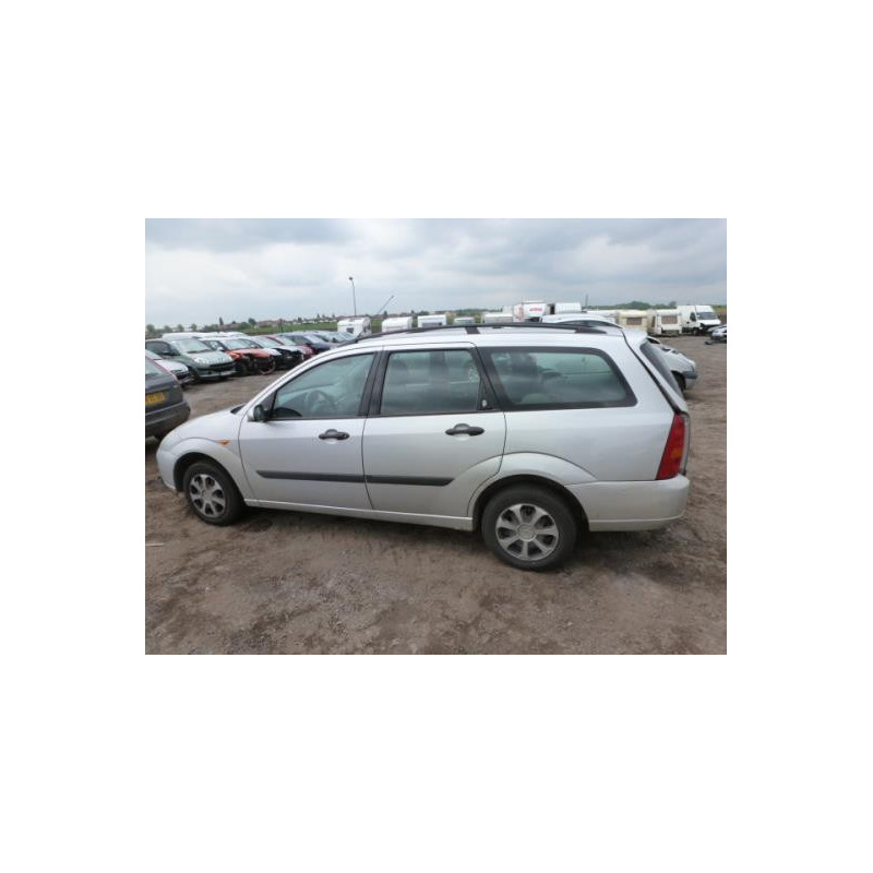 Calandre FORD FOCUS 1 Photo n°5