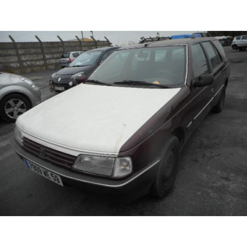 Calandre PEUGEOT 405 Photo n°8