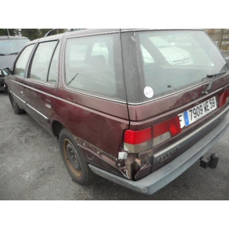 Calandre PEUGEOT 405 Photo n°11