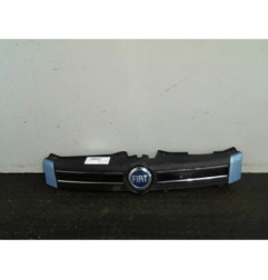 Calandre FIAT PANDA 2 Photo n°1