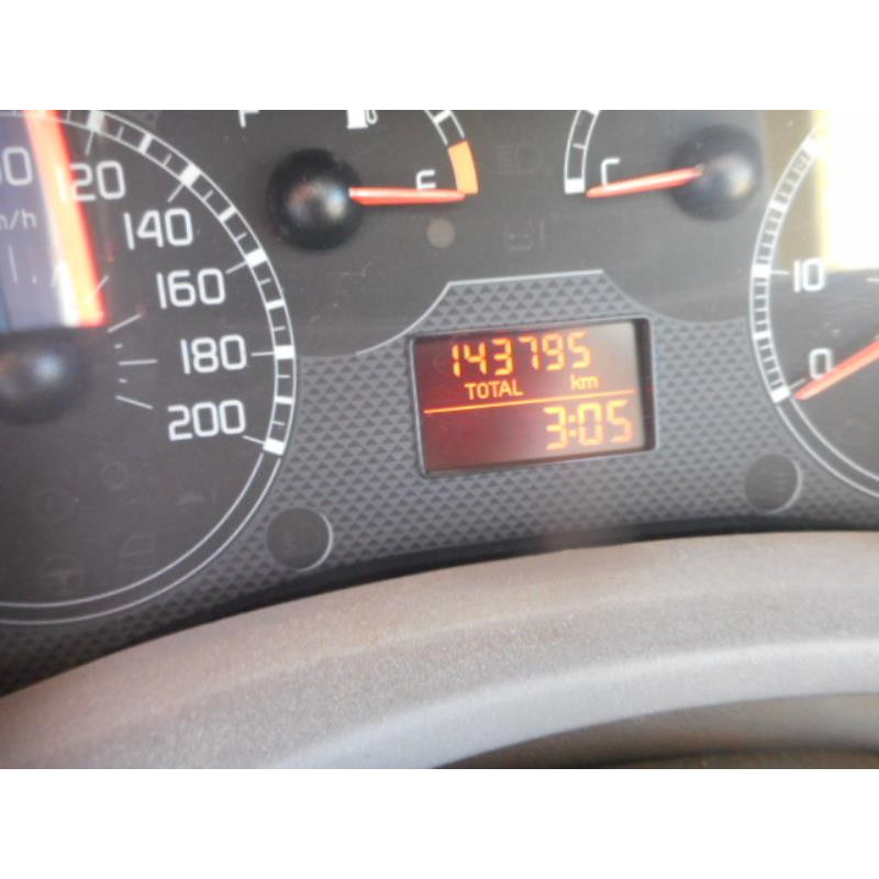 Calandre FIAT PANDA 2 Photo n°13