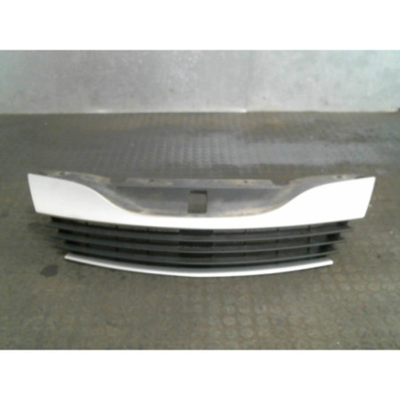 Calandre RENAULT LAGUNA 2 Photo n°1