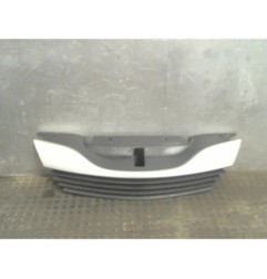 Calandre RENAULT LAGUNA 2 Photo n°1