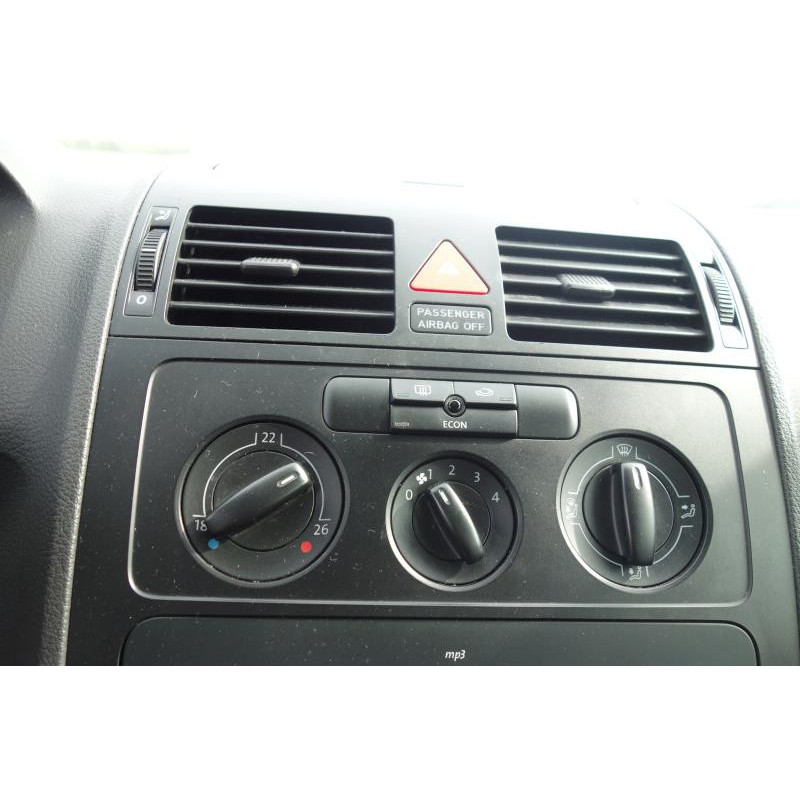 Calandre VOLKSWAGEN TOURAN 1 Photo n°8