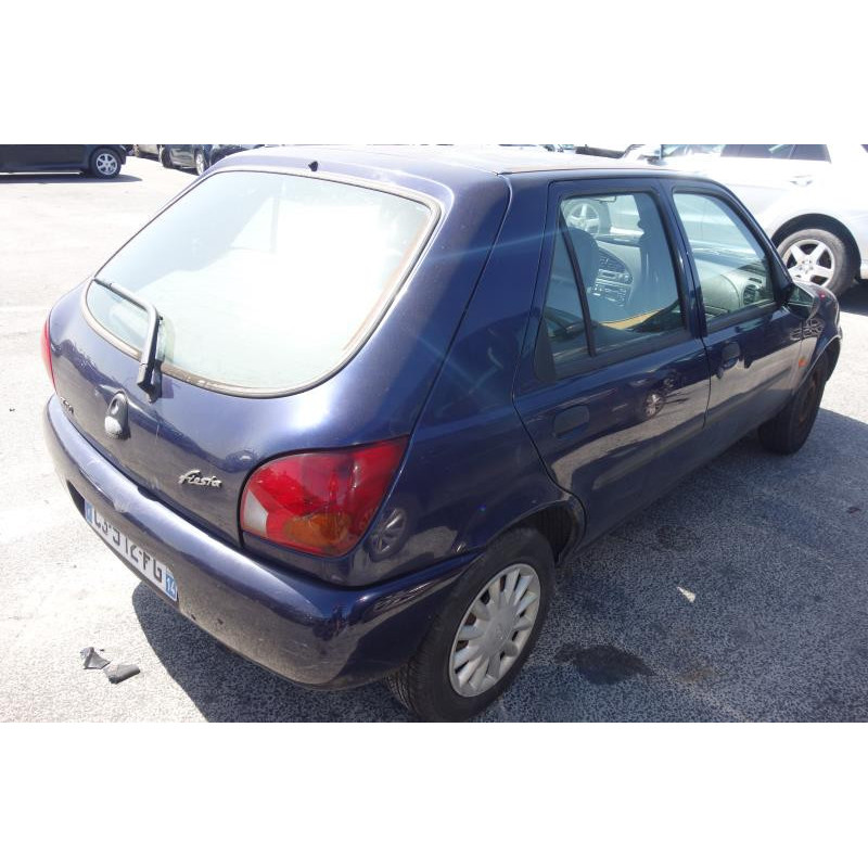 Calandre FORD FIESTA 4 Photo n°4