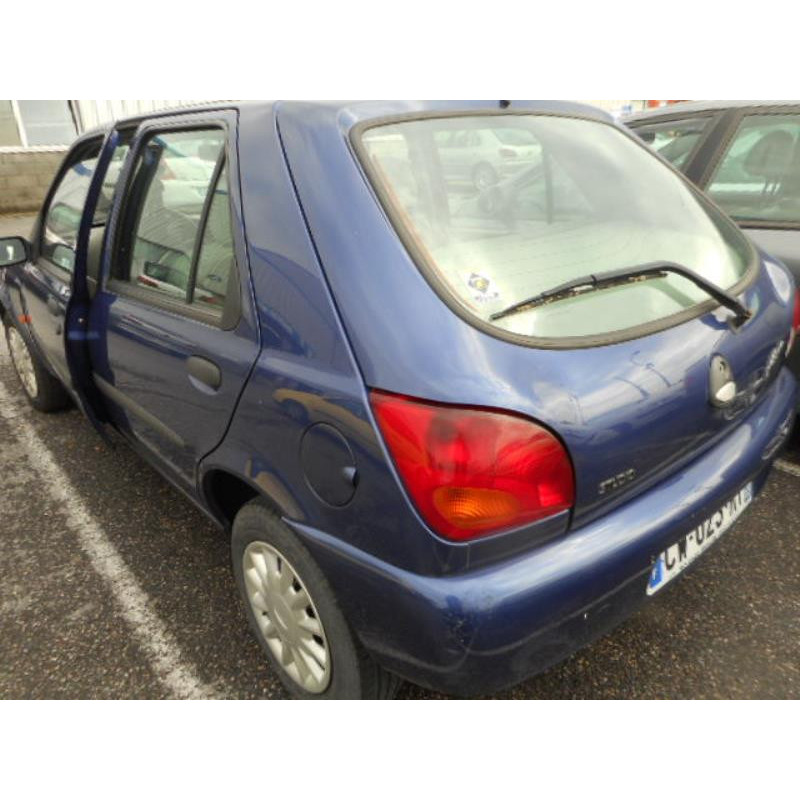 Calandre FORD FIESTA 4 Photo n°5