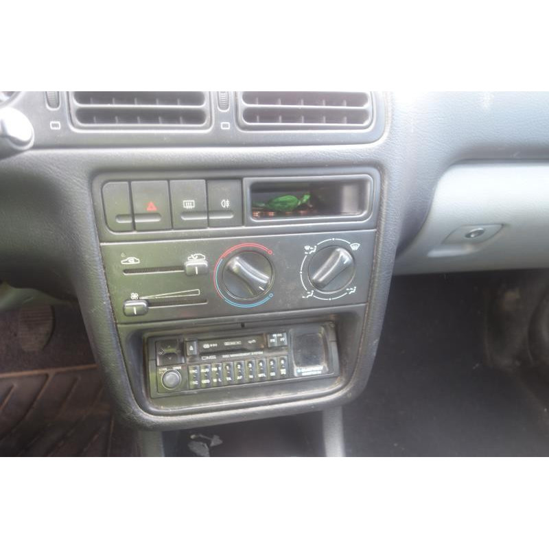 Calandre PEUGEOT 406 Photo n°9