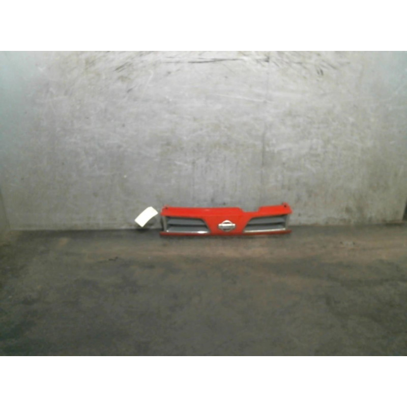 Calandre NISSAN PRIMERA 1 Photo n°1
