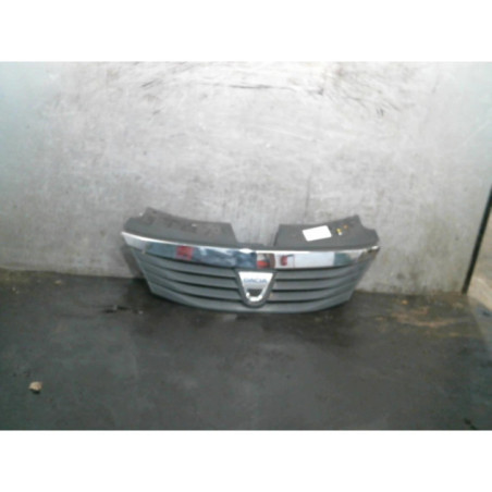 Calandre DACIA LOGAN MCV 1 Photo n°1