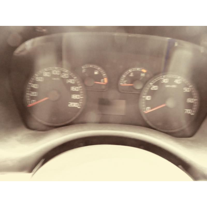 Calandre FIAT PUNTO 2 Photo n°10