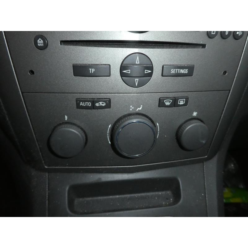 Calandre OPEL ZAFIRA B Photo n°9