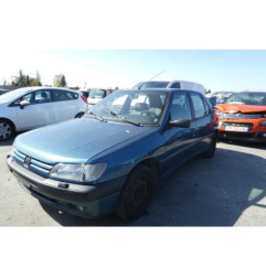 Calandre PEUGEOT 306