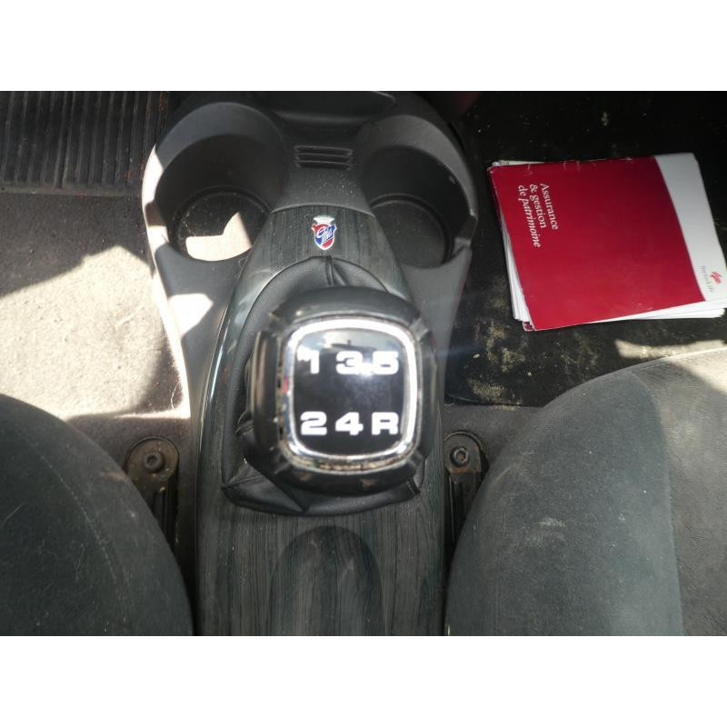 Calandre FORD FOCUS 1 Photo n°2