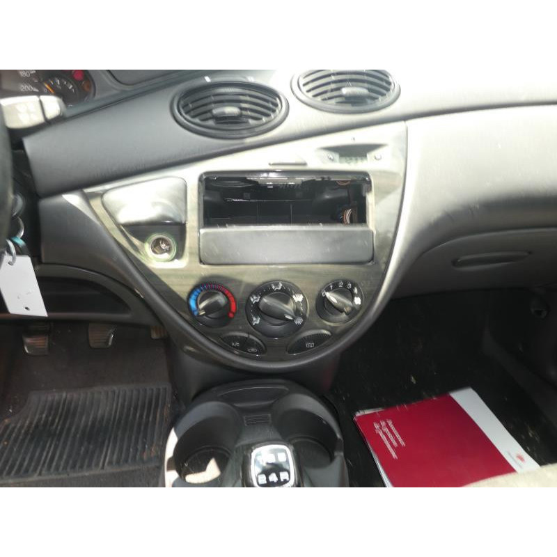 Calandre FORD FOCUS 1 Photo n°3