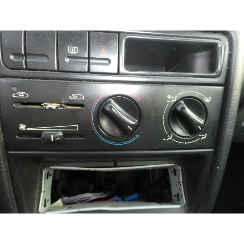 Calandre PEUGEOT 406 Photo n°4